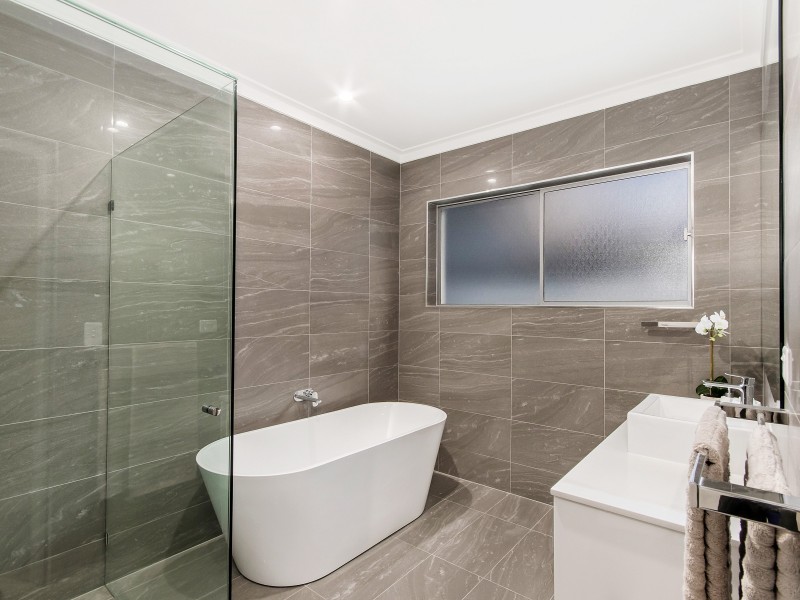 47 Platypus Avenue, Sorrento QLD 4217