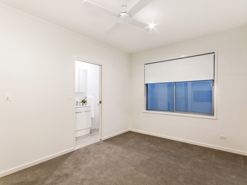 47 Platypus Avenue, Sorrento QLD 4217