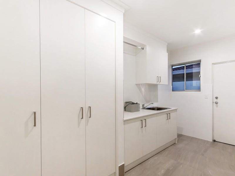 47 Platypus Avenue, Sorrento QLD 4217