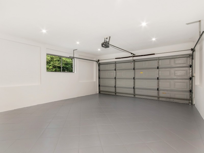 47 Platypus Avenue, Sorrento QLD 4217