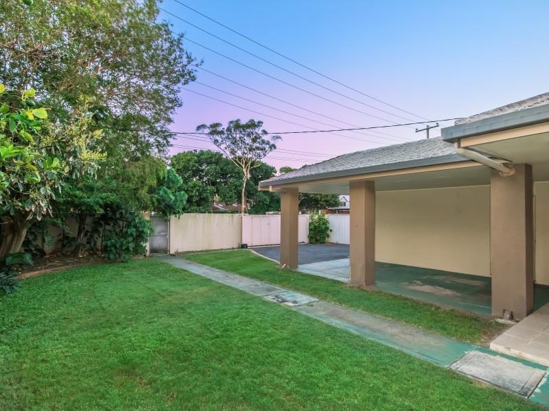 112 Salerno Street, Isle Of Capri QLD 4217