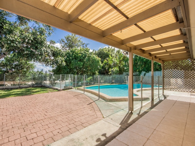 112 Salerno Street, Isle Of Capri QLD 4217