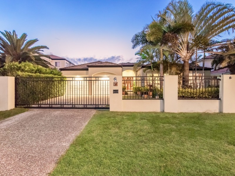 108 Sundance Way, Runaway Bay QLD 4216