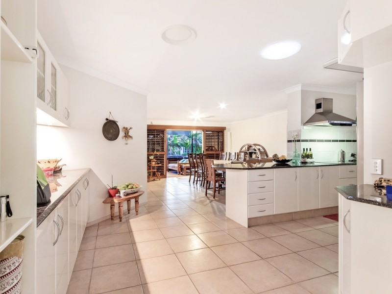 108 Sundance Way, Runaway Bay QLD 4216