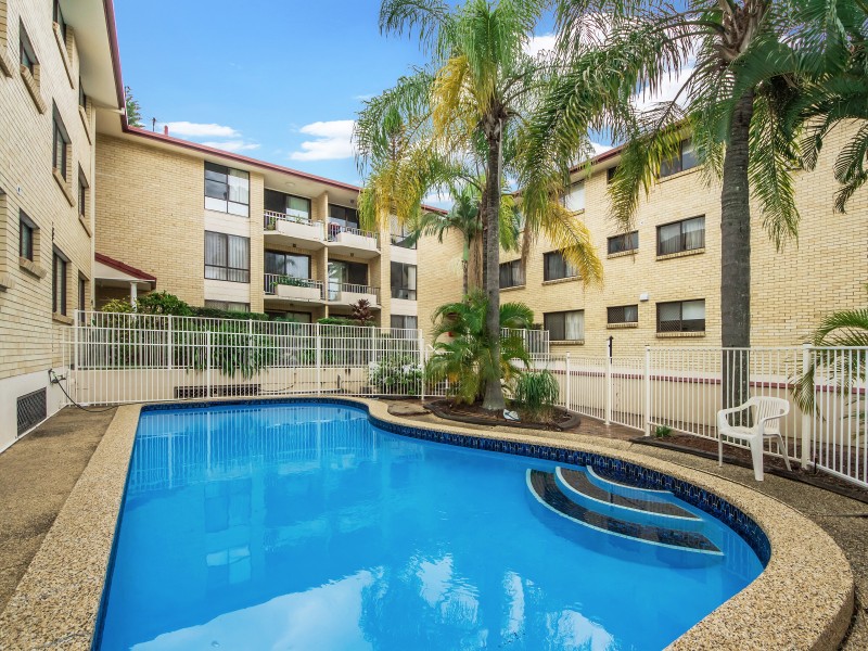 15/26 Stanhill Drive, Chevron Island QLD 4217
