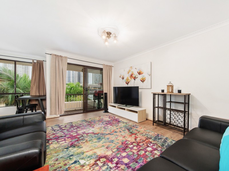 15/26 Stanhill Drive, Chevron Island QLD 4217