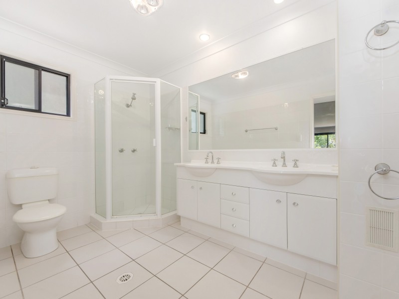 35/2 Ridgeline Way, Highland Park QLD 4211