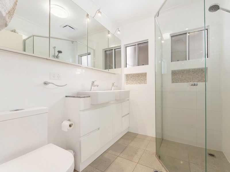 3/10 Stanhill Drive, Chevron Island QLD 4217