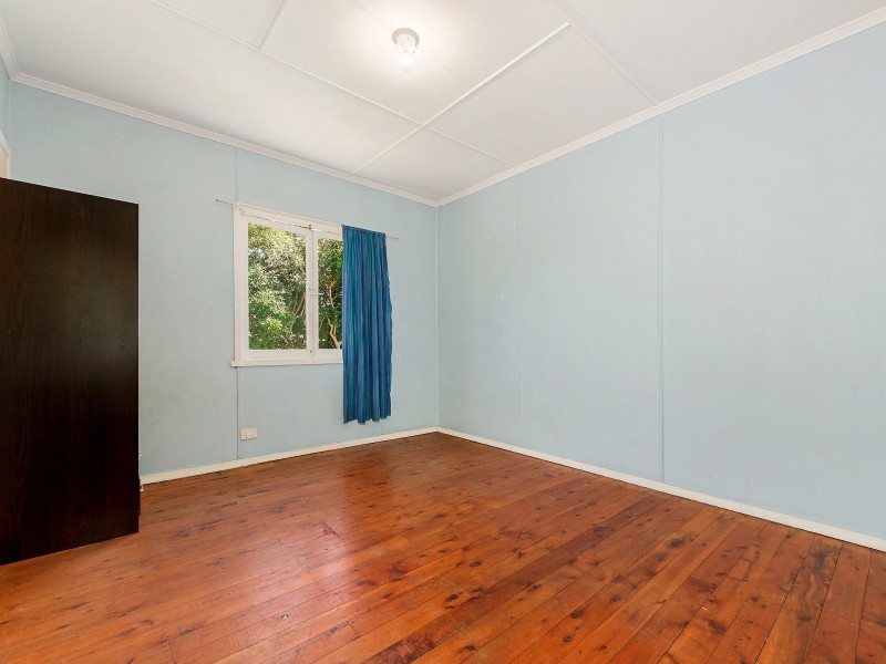 9 Central Street, Labrador QLD 4215