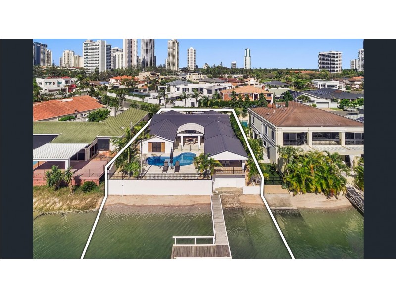 8 Buccaneer Court, Paradise Waters QLD 4217