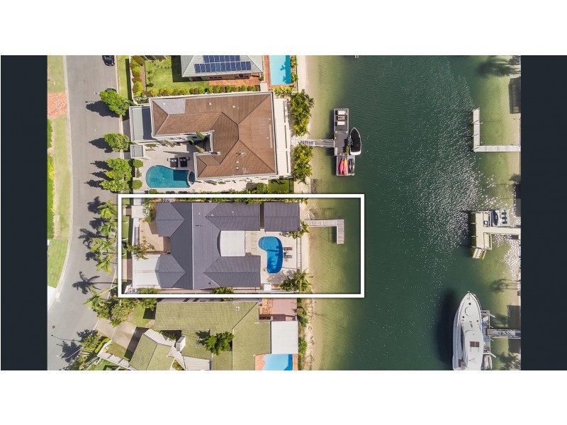 8 Buccaneer Court, Paradise Waters QLD 4217