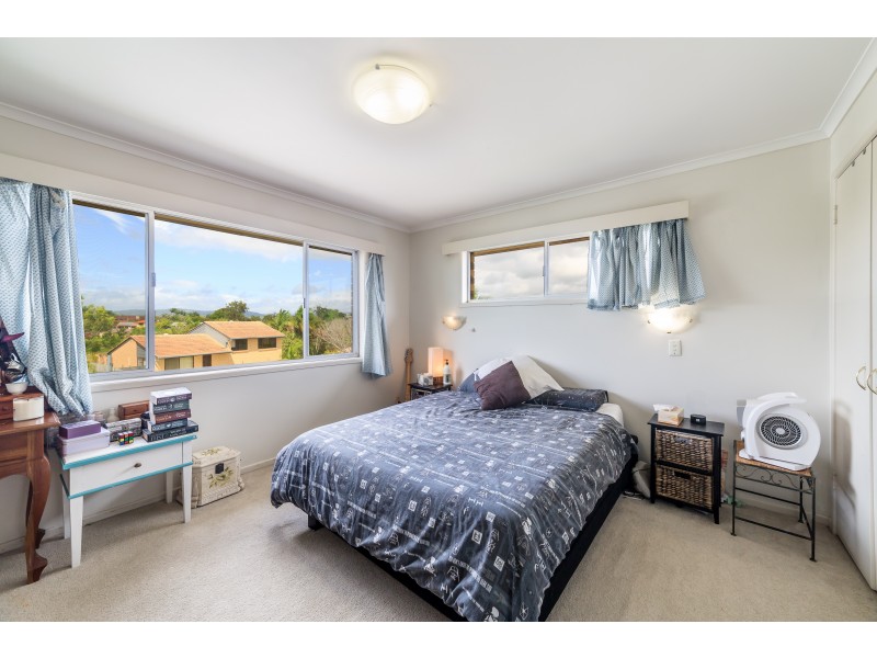 5 Carrabean Avenue, Ashmore QLD 4214