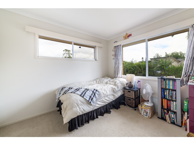 5 Carrabean Avenue, Ashmore QLD 4214