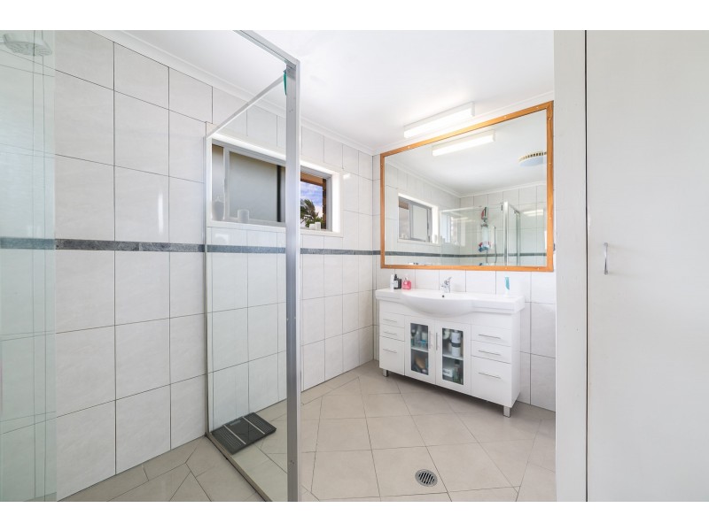 5 Carrabean Avenue, Ashmore QLD 4214