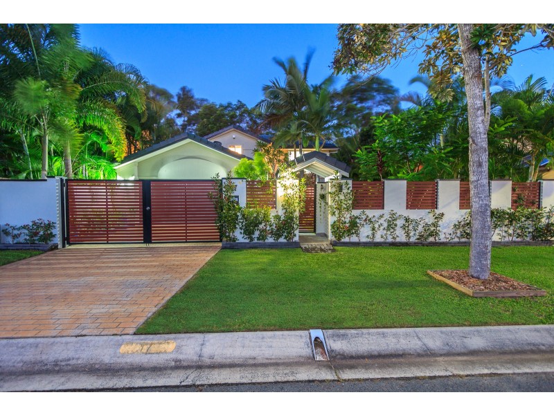 17 Royal Court, Ashmore QLD 4214