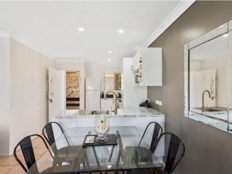 3/11 Thomas Drive, Chevron Island QLD 4217