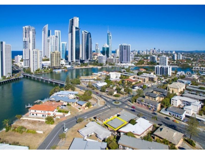 3/11 Thomas Drive, Chevron Island QLD 4217