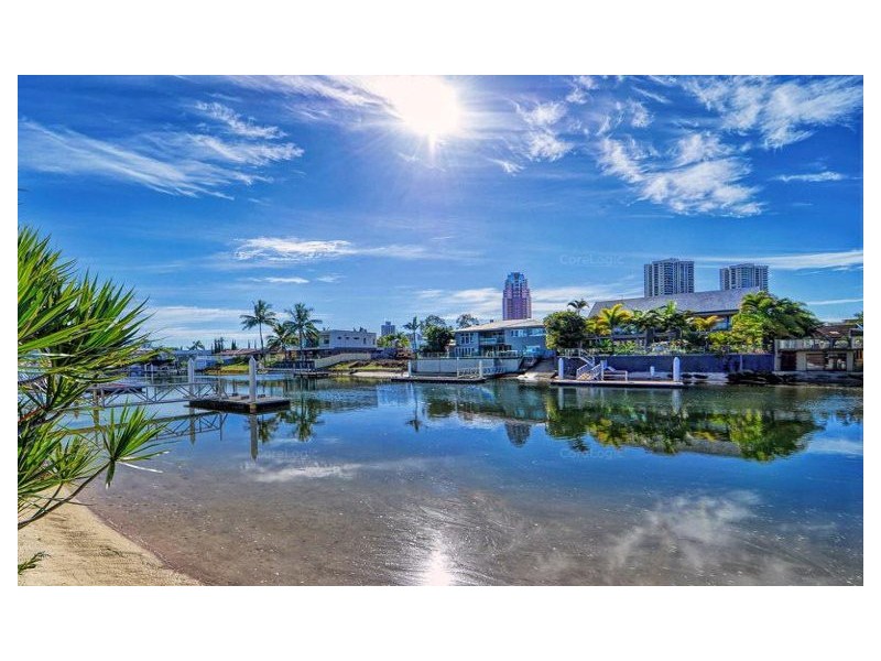 53 Admiralty Drive, Paradise Waters QLD 4217