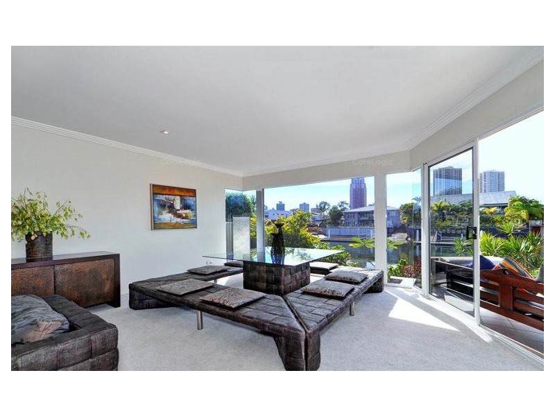 53 Admiralty Drive, Paradise Waters QLD 4217