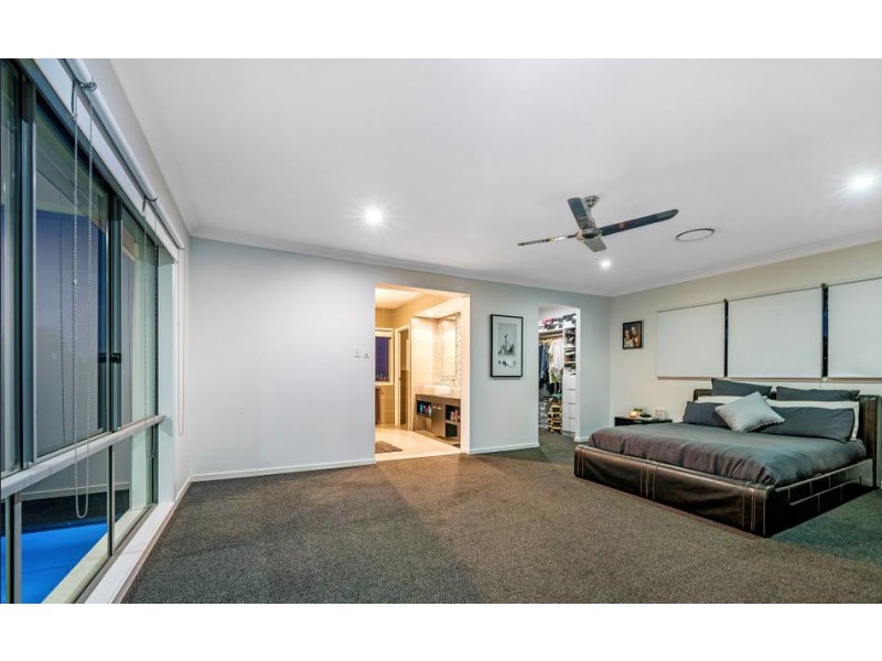 204 San Fernando Drive, Worongary QLD 4213