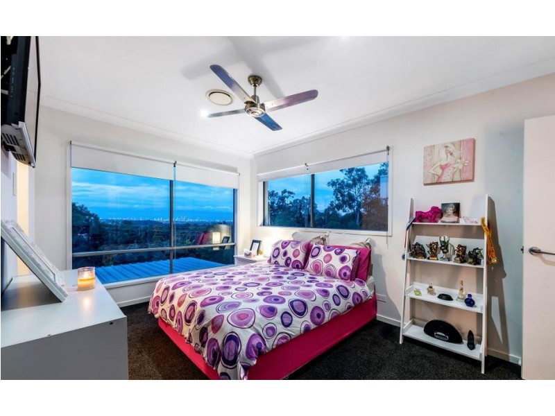 204 San Fernando Drive, Worongary QLD 4213