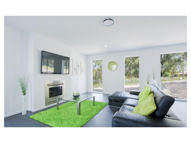 204 San Fernando Drive, Worongary QLD 4213