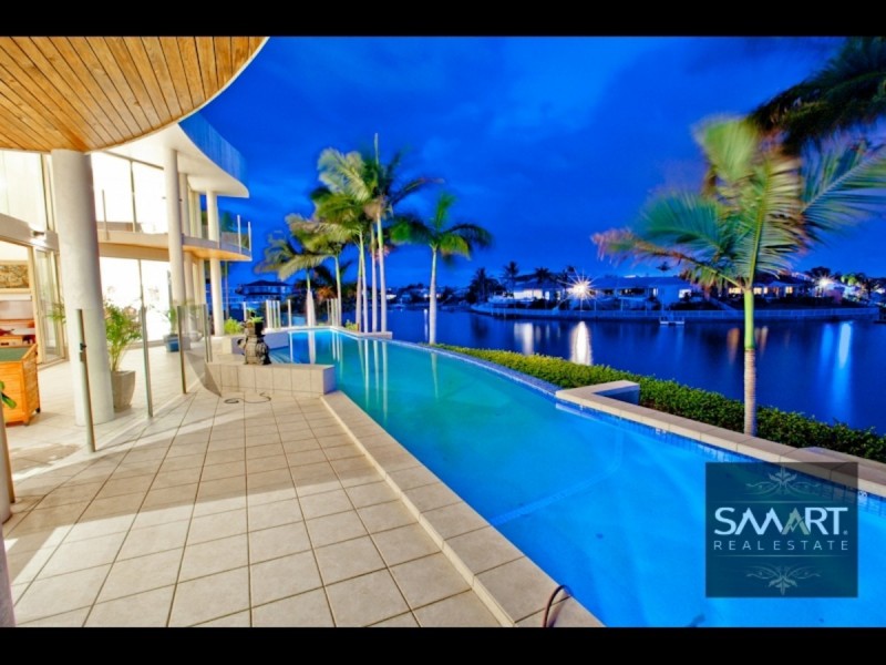 21 Montego Court, Mermaid Waters QLD 4218