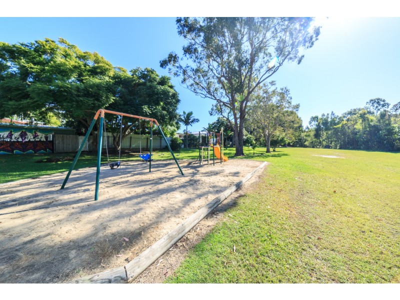 17 Sungold Avenue, Southport QLD 4215