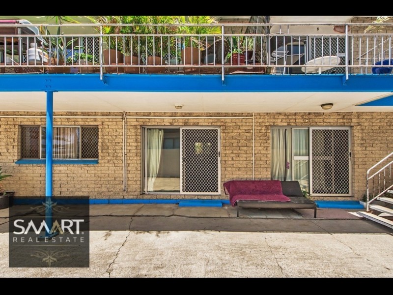 2/376 Marine Parade, Labrador QLD 4215