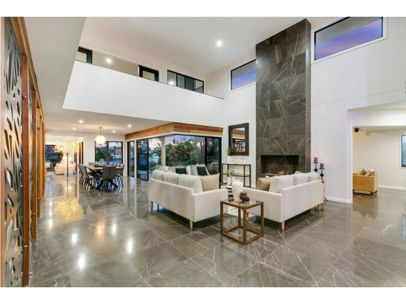 Clear Island Waters QLD 4226