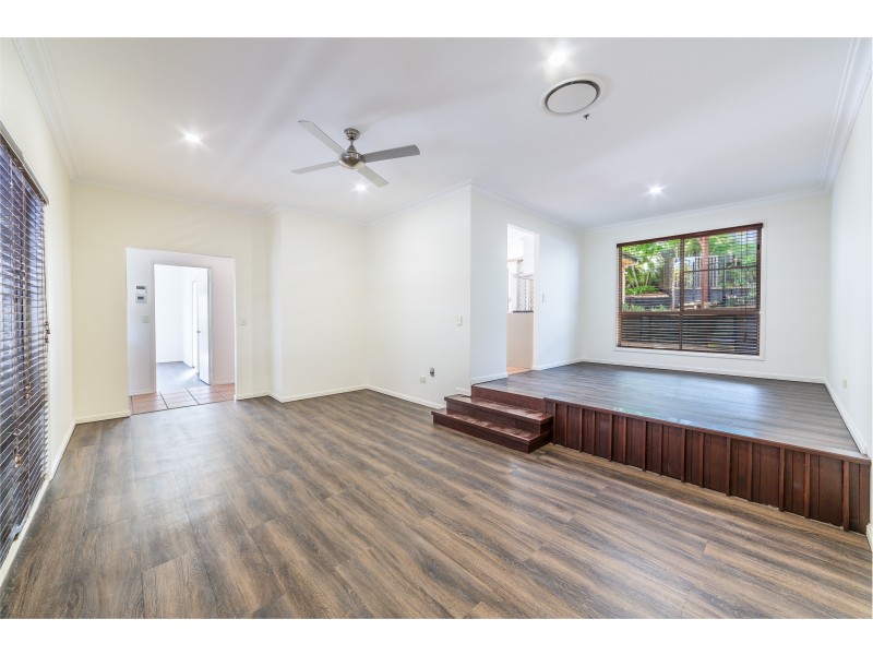 7 Tobermory Court, Merrimac QLD 4226