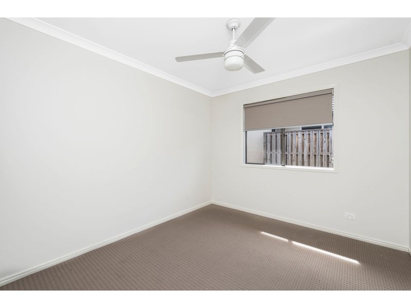 8 Byfield Street, Pimpama QLD 4209