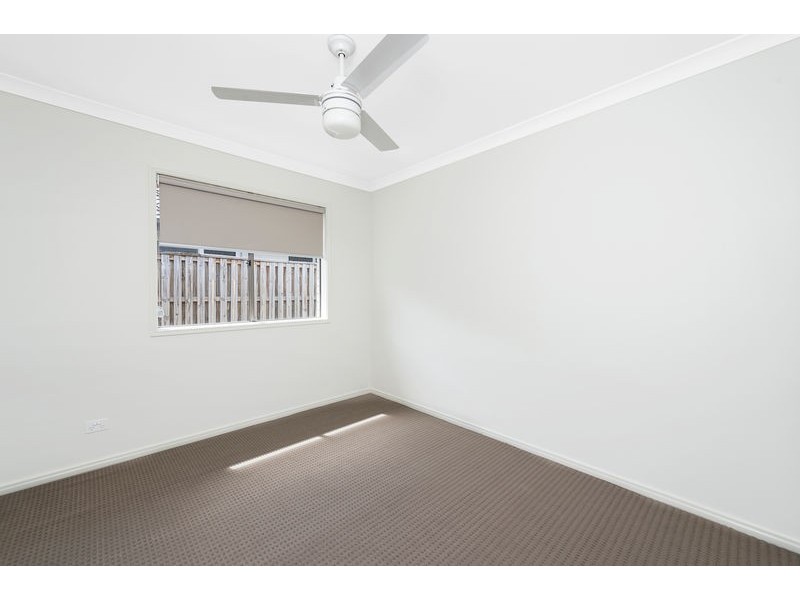 8 Byfield Street, Pimpama QLD 4209