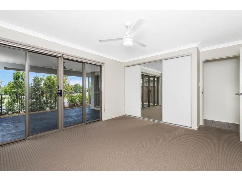 8 Byfield Street, Pimpama QLD 4209