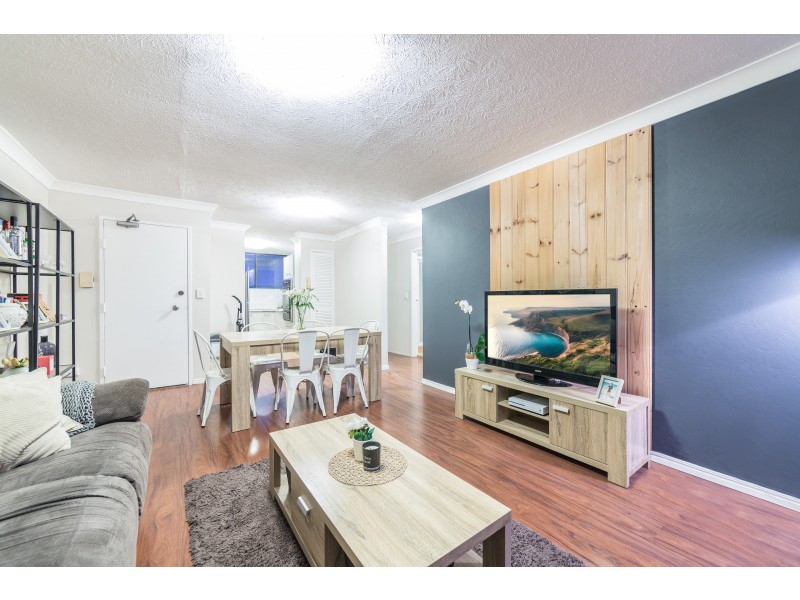 7/18-20 Sunshine Boulevard, Broadbeach Waters QLD 4218