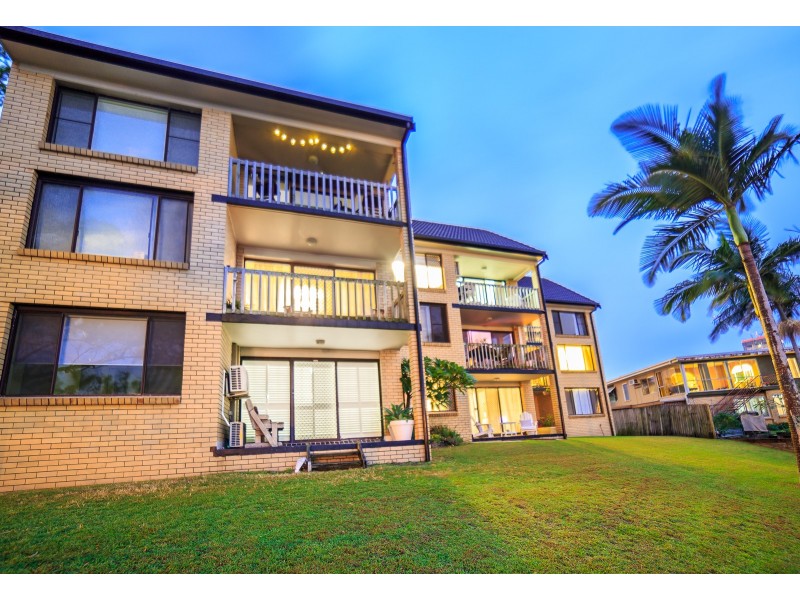 7/18-20 Sunshine Boulevard, Broadbeach Waters QLD 4218