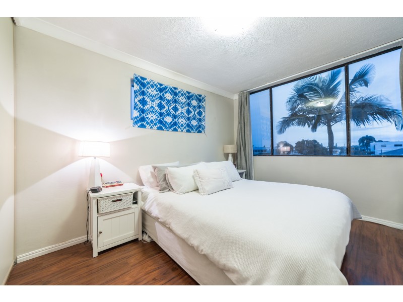7/18-20 Sunshine Boulevard, Broadbeach Waters QLD 4218