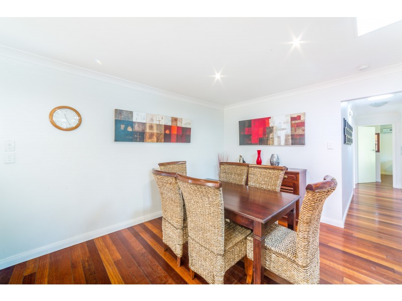54 Lambros Drive, Benowa QLD 4217
