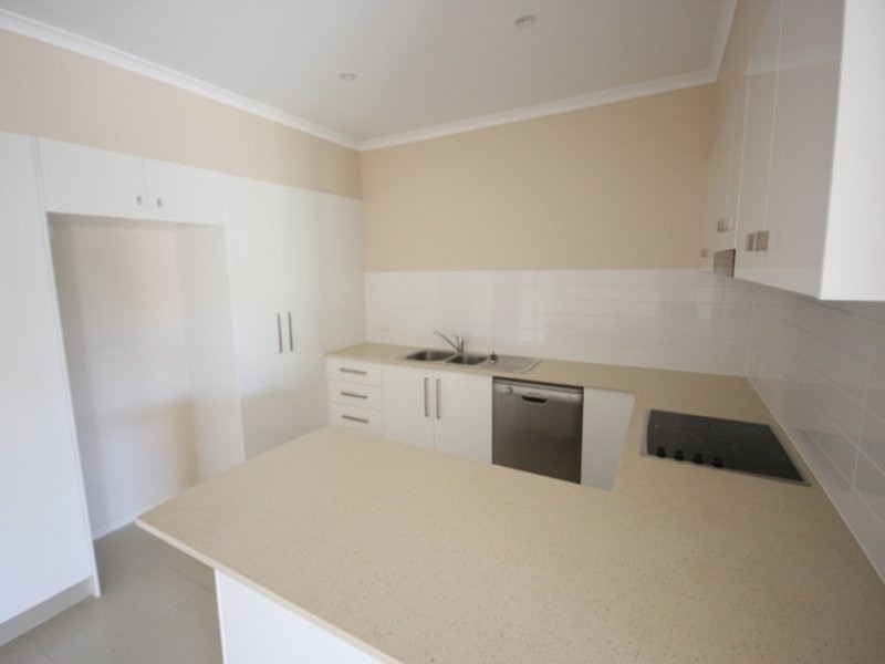 14/24 Parker Street, Labrador QLD 4215