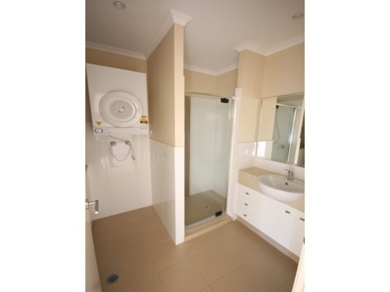 14/24 Parker Street, Labrador QLD 4215