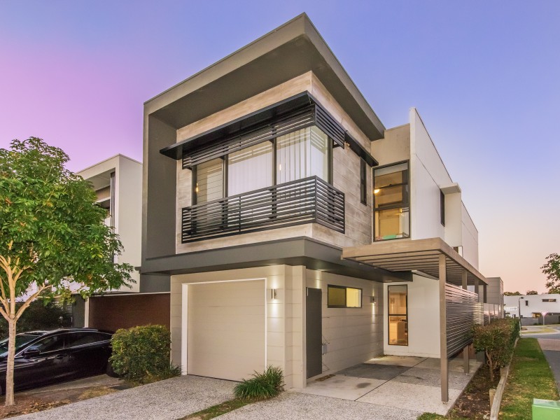 2 Parnell Boulevard, Robina QLD 4226