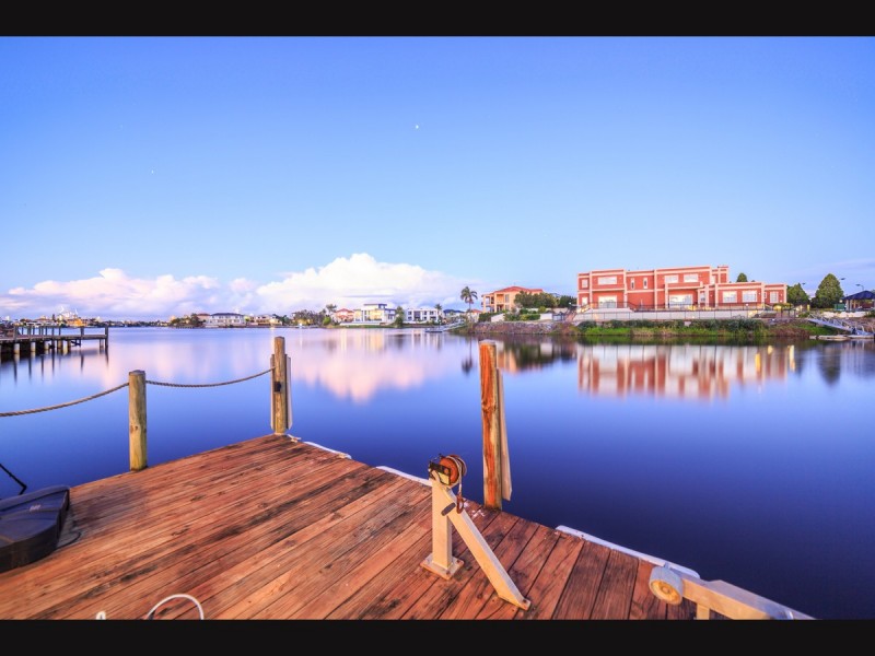 46 Istana View, Clear Island Waters QLD 4226