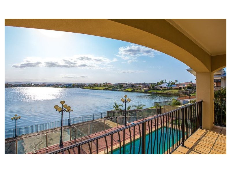 119 Edinburgh Road, Benowa Waters QLD 4217