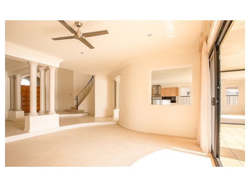 119 Edinburgh Road, Benowa Waters QLD 4217