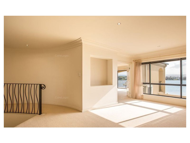 119 Edinburgh Road, Benowa Waters QLD 4217