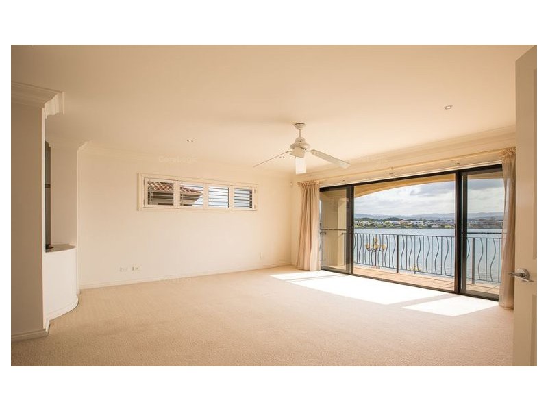 119 Edinburgh Road, Benowa Waters QLD 4217