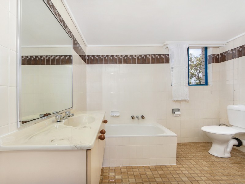 9/249 Bayview Street, Hollywell QLD 4216