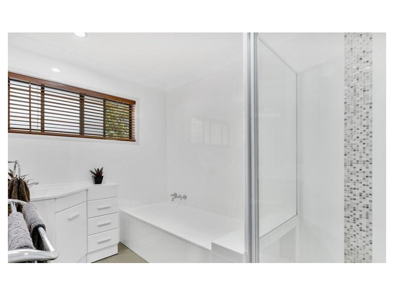 11 Eureka Crescent, Nerang QLD 4211