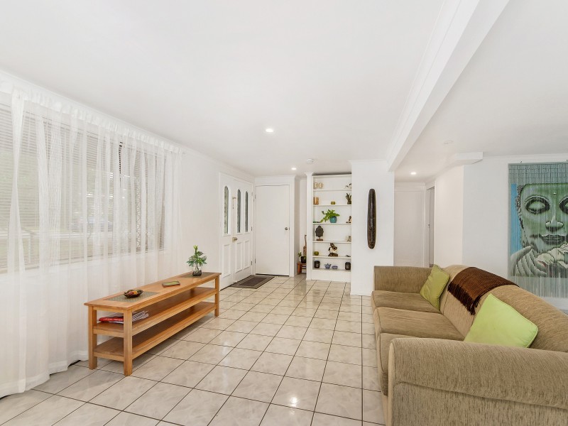 27 Mortensen Road, Nerang QLD 4211
