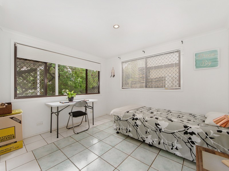 27 Mortensen Road, Nerang QLD 4211